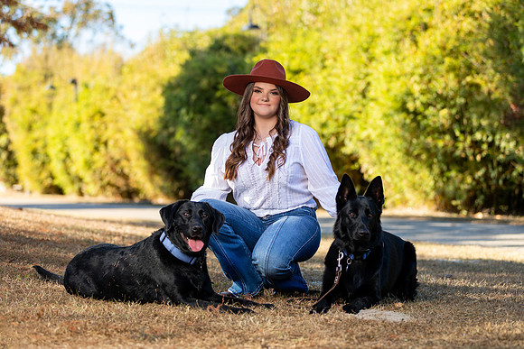 Brooke_L_SP23_S02_1392_04