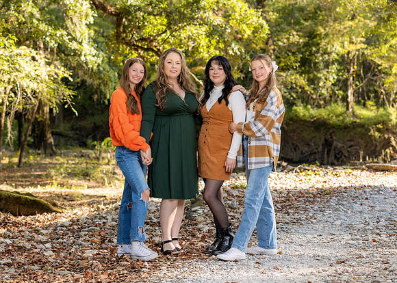 Kylar_S_Family_2024_04_3856
