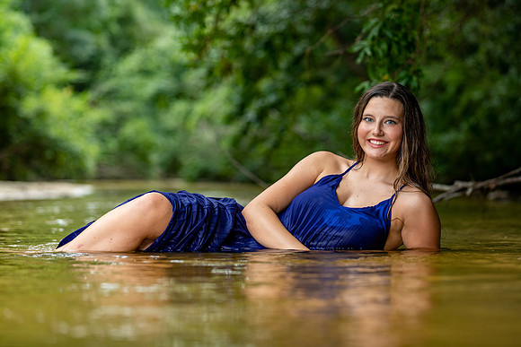 Bella_S_SP23_Creek_7857_09
