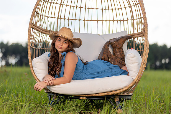 Egg_Chair_D1_G1_2025_054_2117