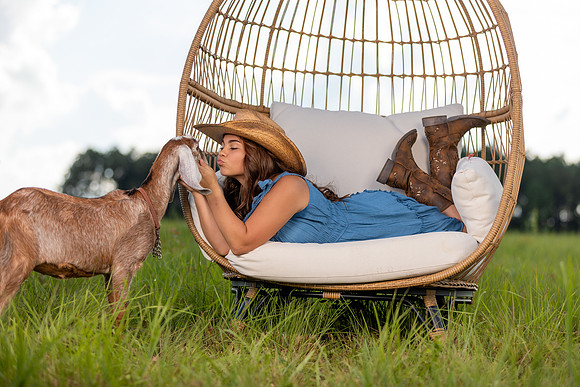 Egg_Chair_D1_G1_2025_056_2121