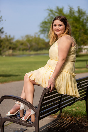 Karlye_L_SP23_64_8136