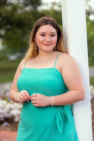 Karlye_L_SP23_52_8082