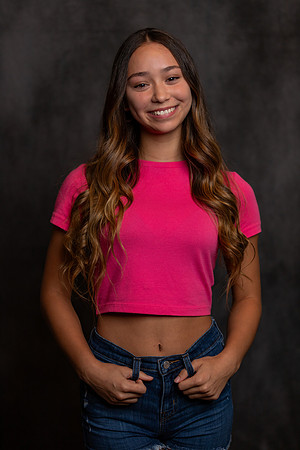 Calli_S_Headshots_2023_3478_03