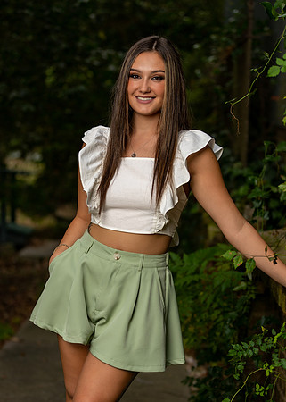 Chloe_G_SP23_6383_01