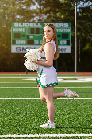 Taylor_B_Cheer_23-24_01_8565