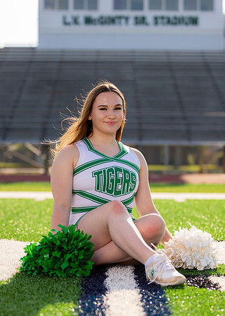 Taylor_B_Cheer_23-24_11_8619