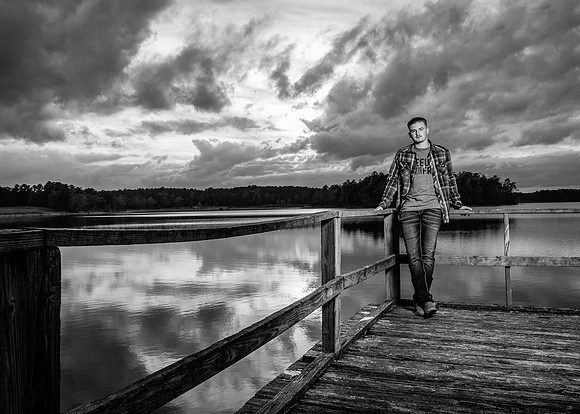 IMG_7689_b&w_look_5