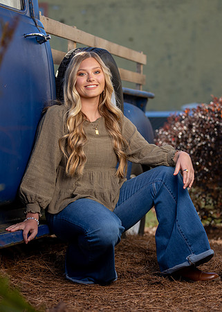 MadisonSmith_SP22_4113_02