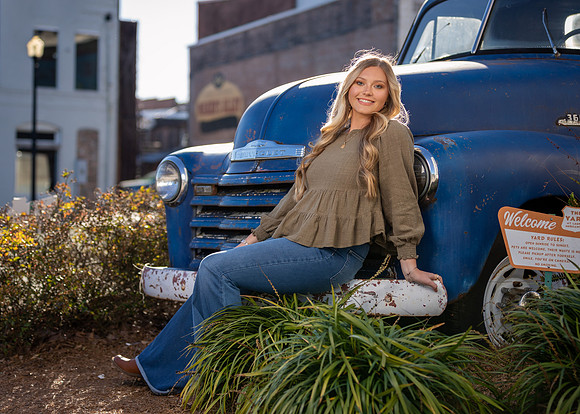 MadisonSmith_SP22_4132_07