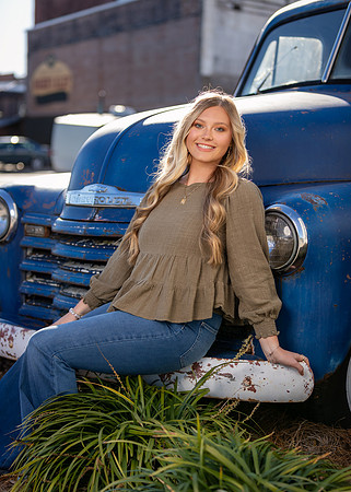 MadisonSmith_SP22_4128_06