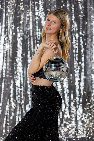 NYE_D3_G1_2026_044_6887
