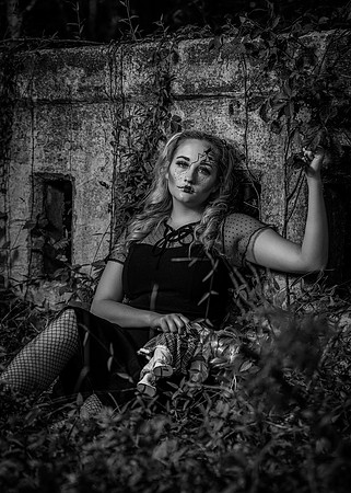 Halloween_Old_School_Film_b&w_092621_001