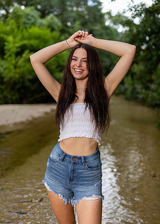 Victoria_M_SP23_Creek_6309_04