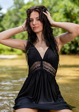 Victoria_M_SP23_Creek_6648_14