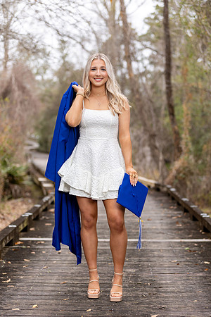 Carey_M_Cap_N_Gown_26_004_6262