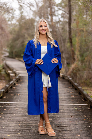 Carey_M_Cap_N_Gown_26_001_6232