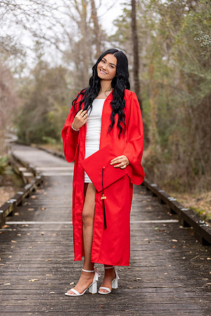 Sadie_S_Cap_N_Gown_26_002_6381