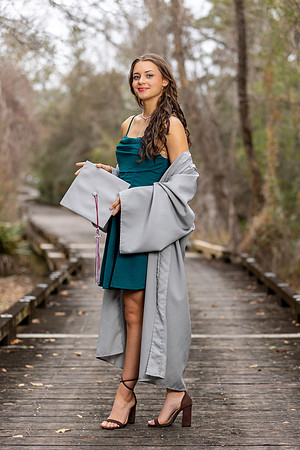 Tori_V_Cap_N_Gown_26_003_6790