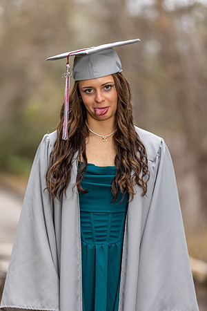 Tori_V_Cap_N_Gown_26_005_6819