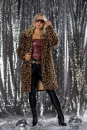 NYE_D1_G2_2026_002_2811