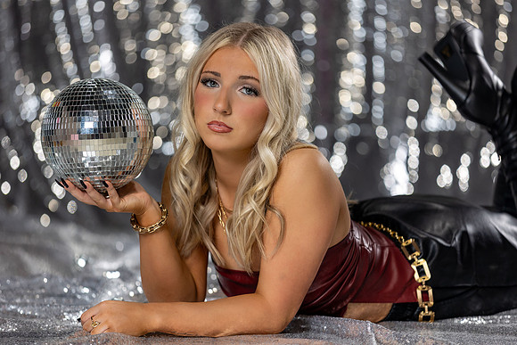 NYE_D1_G2_2026_016_2970