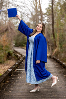 Juliana_H_Cap_N_Gown_26_001_7063