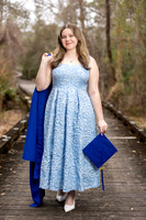 Juliana_H_Cap_N_Gown_26_005_7086