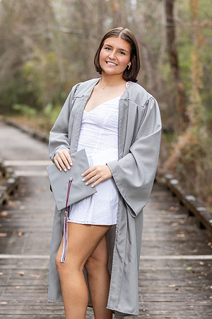 Kenady_V_Cap_N_Gown_26_002_7579