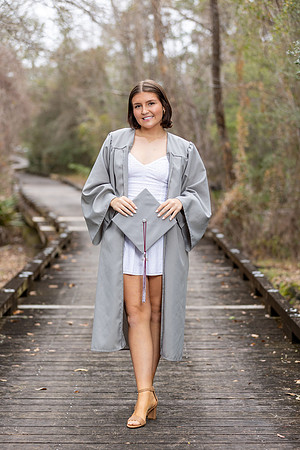 Kenady_V_Cap_N_Gown_26_001_7576