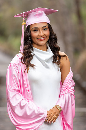 Alana_L_Cap_N_Gown_26_010_8144