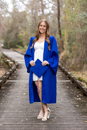 Addie_C_Cap_N_Gown_26_001_8498