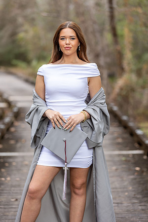 Jules_E_Cap_N_Gown_26_001_7772