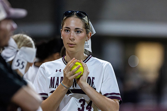 Madison_G_SB_Act_26_12_3356