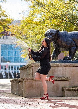 Audrey_D_College_Grad_22_2095