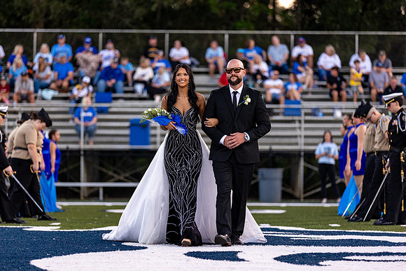 PRCHS_Homecoming_26-27_0196_2106
