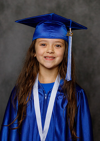PRCES_K_Grad_HS_23_6779_033