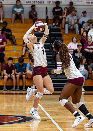 PMHS_VB_#7_Madelyn_26-27_009_4236