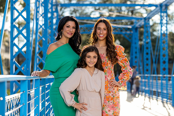 Brenna_M_Fam_2023_1596_09