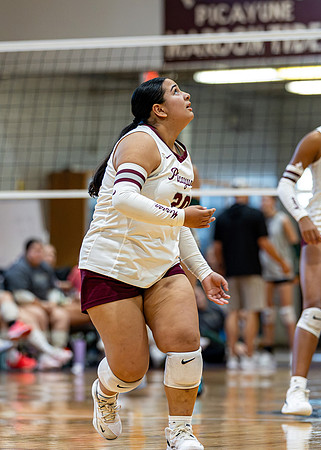 PMHS_VB_#20_Yadira_26-27_014_2453
