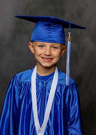 PRCES_K_Grad_HS_23_6738_026