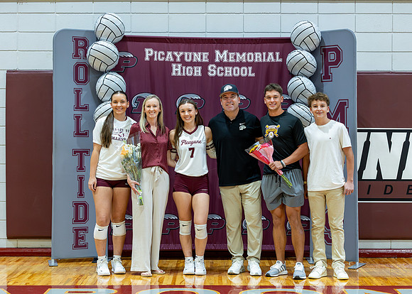 PMHS_VB_SR_Night_26-27_002_2593