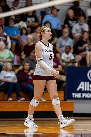 PMHS_VB_#5_McKenzie_26-27_009_2286