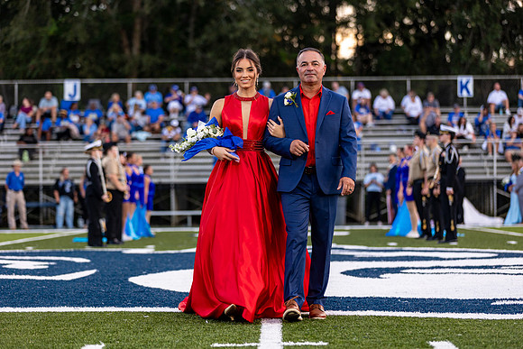 PRCHS_Homecoming_26-27_0184_1982