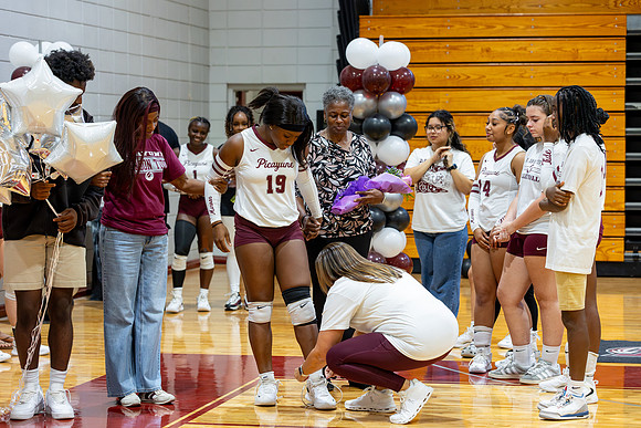 PMHS_VB_SR_Night_26-27_019_2710