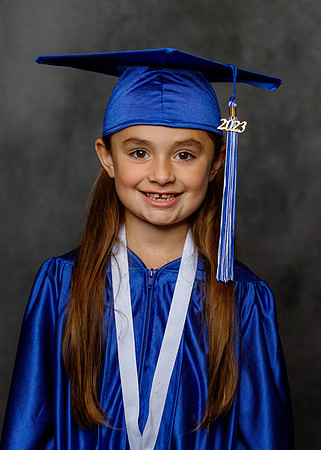 PRCES_K_Grad_HS_23_6750_029