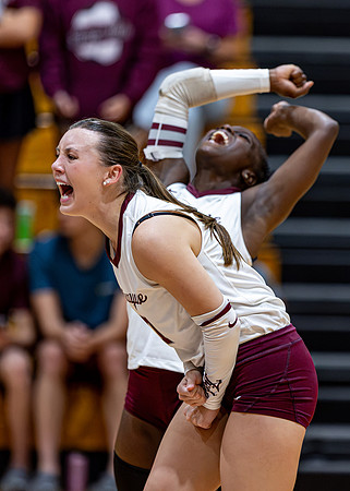 PMHS_VB_#7_Madelyn_26-27_004_3396