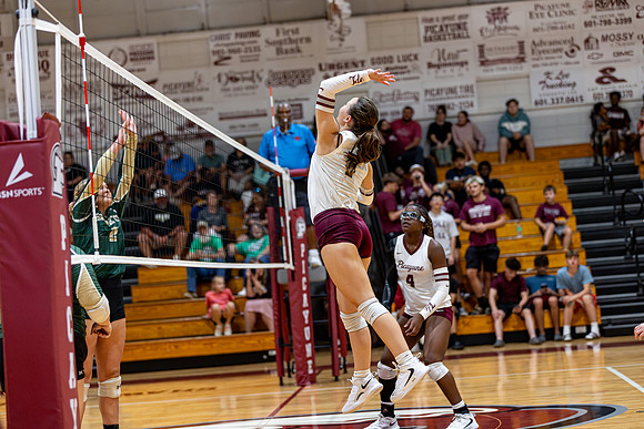 PMHS_VB_#7_Madelyn_26-27_010_4260