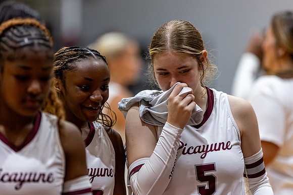 PMHS_VB_#5_McKenzie_26-27_015_3331