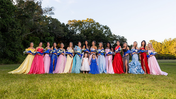 PRCHS_Homecoming_26-27_0124_1375